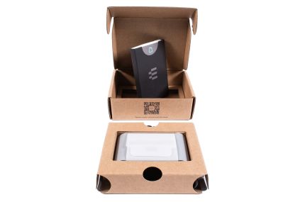 Das Verpackungsdesign, das Inlay und das Booklet umfasst