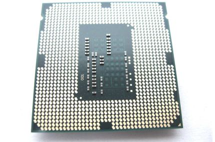 Die Unterseite des Intel Pentium G3258