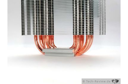 Die Heatpipes und der Kühlsockel