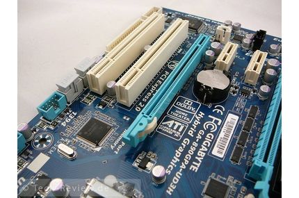 Die PCIe- und PCI-Anschlüsse