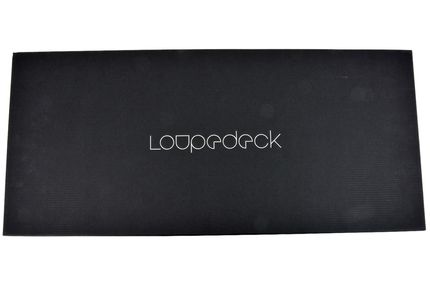 Innere Verpackung mit Loupedeck-Schrifzug