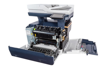 Front- und Seitenklappe sind einfach zu öffnen