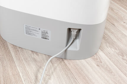 Netzstecker verbinden